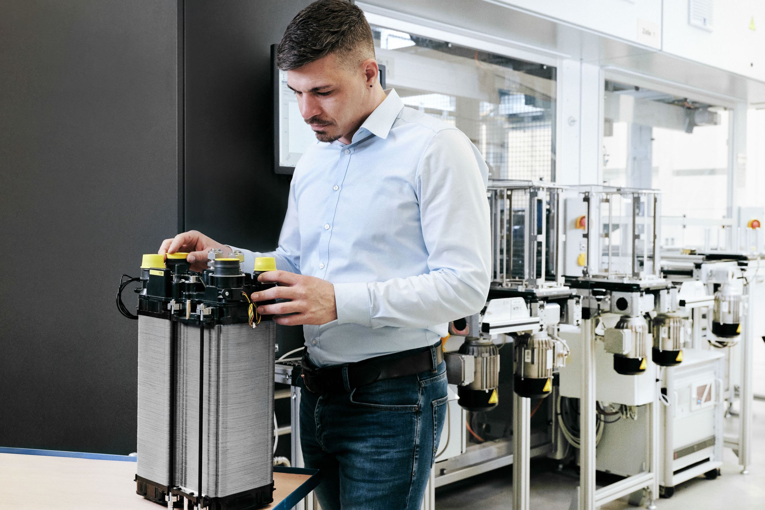 NA 25brennstoffzellenstacks von ekpo fuel cell technologies zeichnen sich durch eine sehr hohe leistungsdichte aus.
